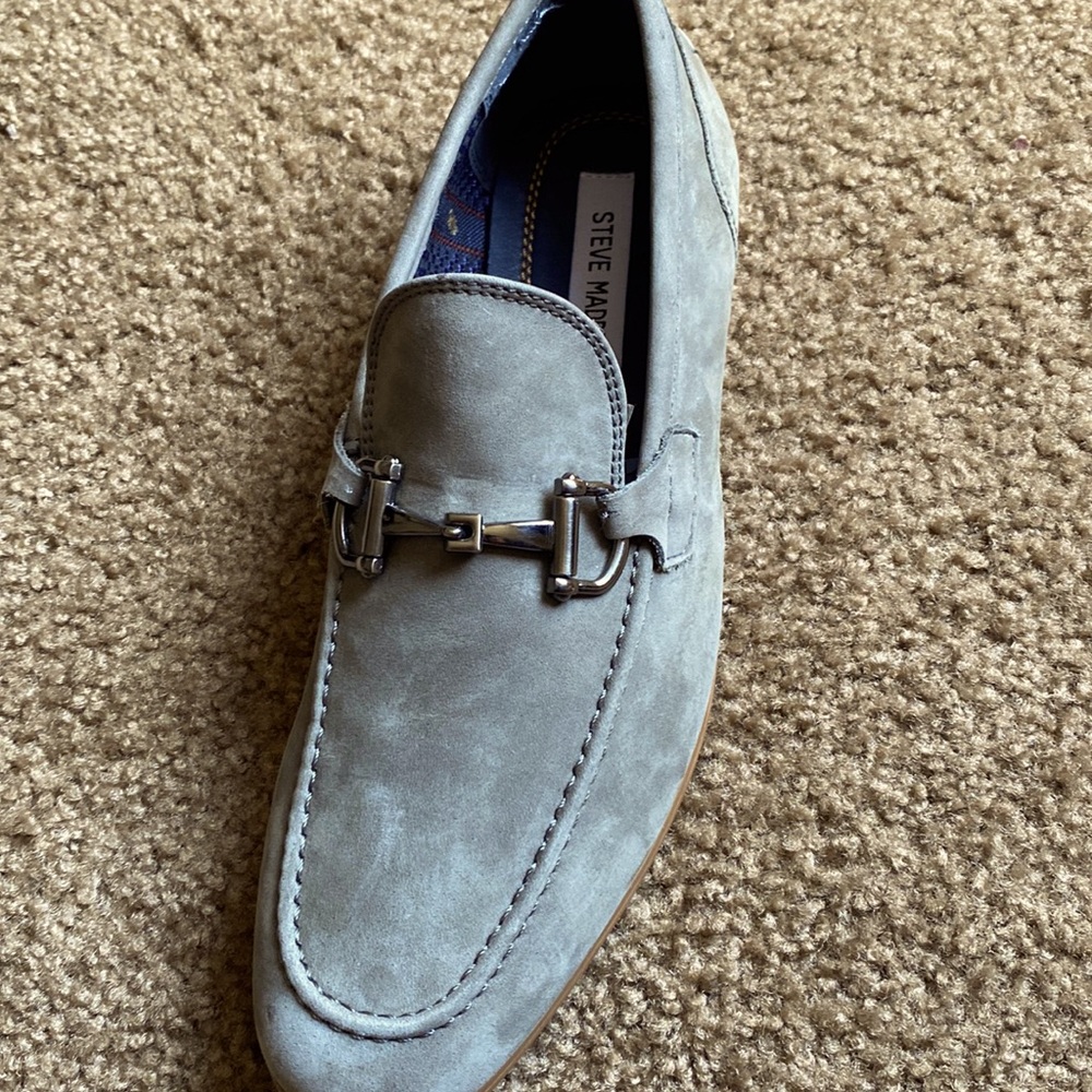Steve Madden grey loafers